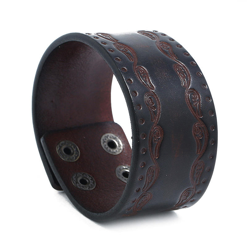 Steampunk -Dombornyomott marhabőr karkötő, fekete