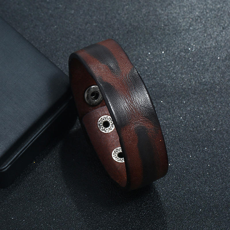 Steampunk - Marhabőr karkötő, kézzel készített, fekete