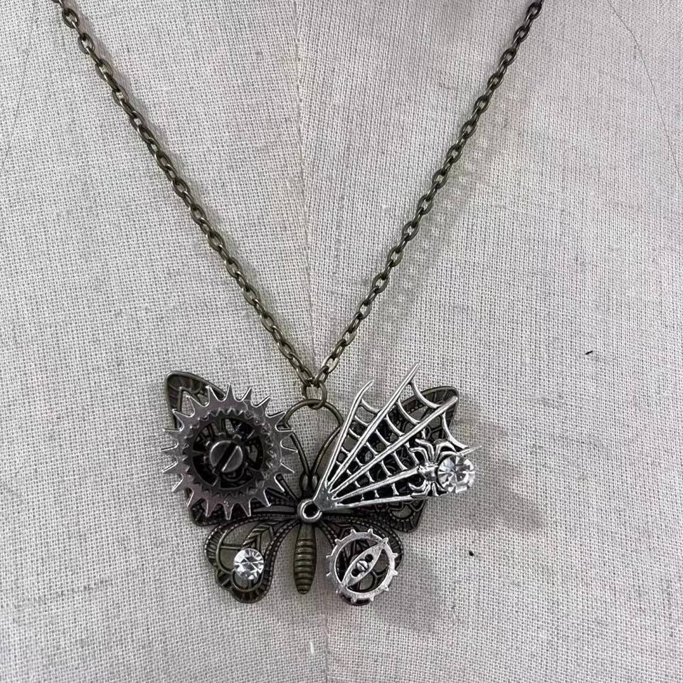 Steampunk - Pillangó medál nyaklánc, fogaskerék, gótikus