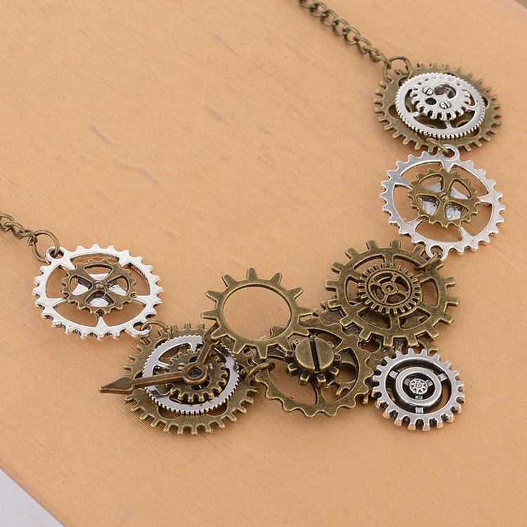 Steampunk - Fogaskerék óra, nyaklánc medál, antik arany