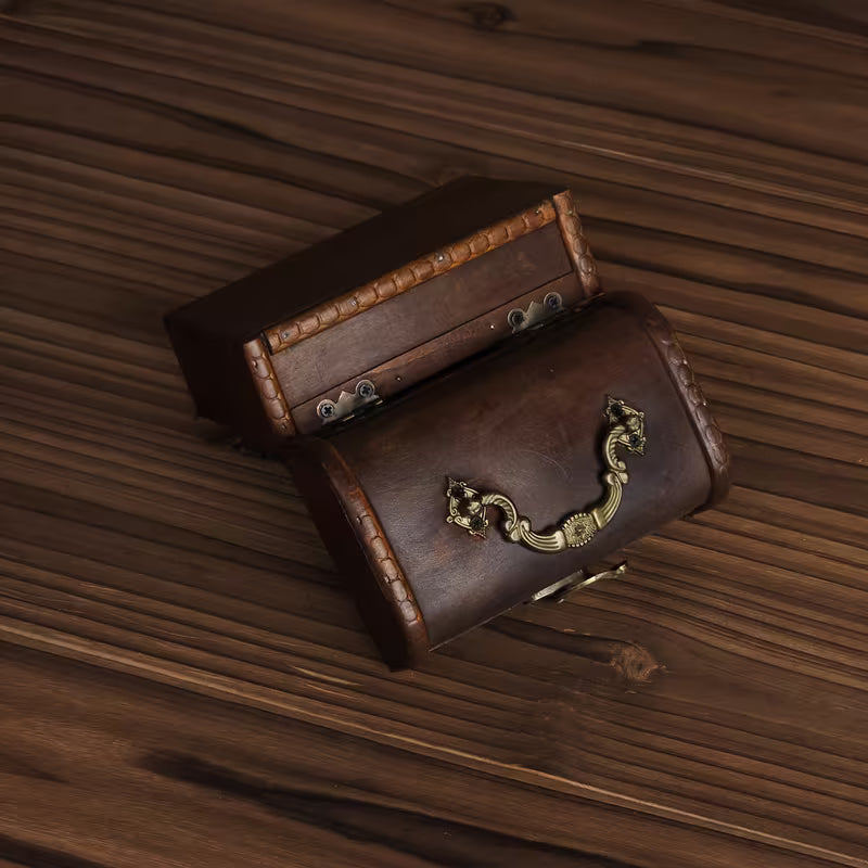 Steampunk - Vintage fa ékszerdoboz zárható fedéllel és ívelt fedéllel